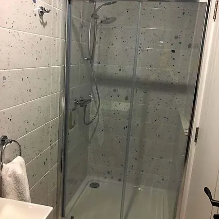 Kearney's Hotel 3*